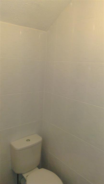 Bathroom picture after tiling3